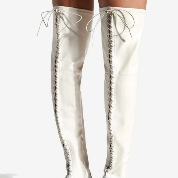 Boots color is bone - Picture 4 of 4